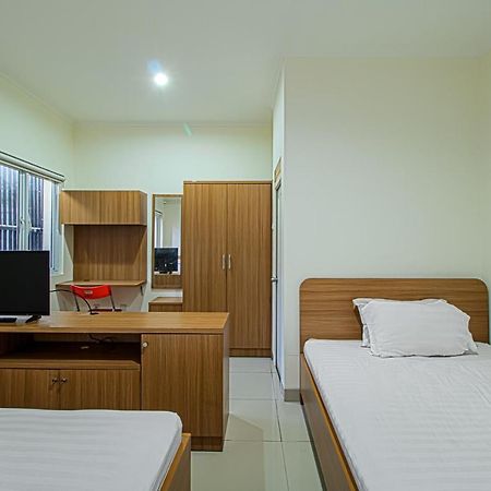 Mutiara Kostel Hotel Bintaro Bagian luar foto