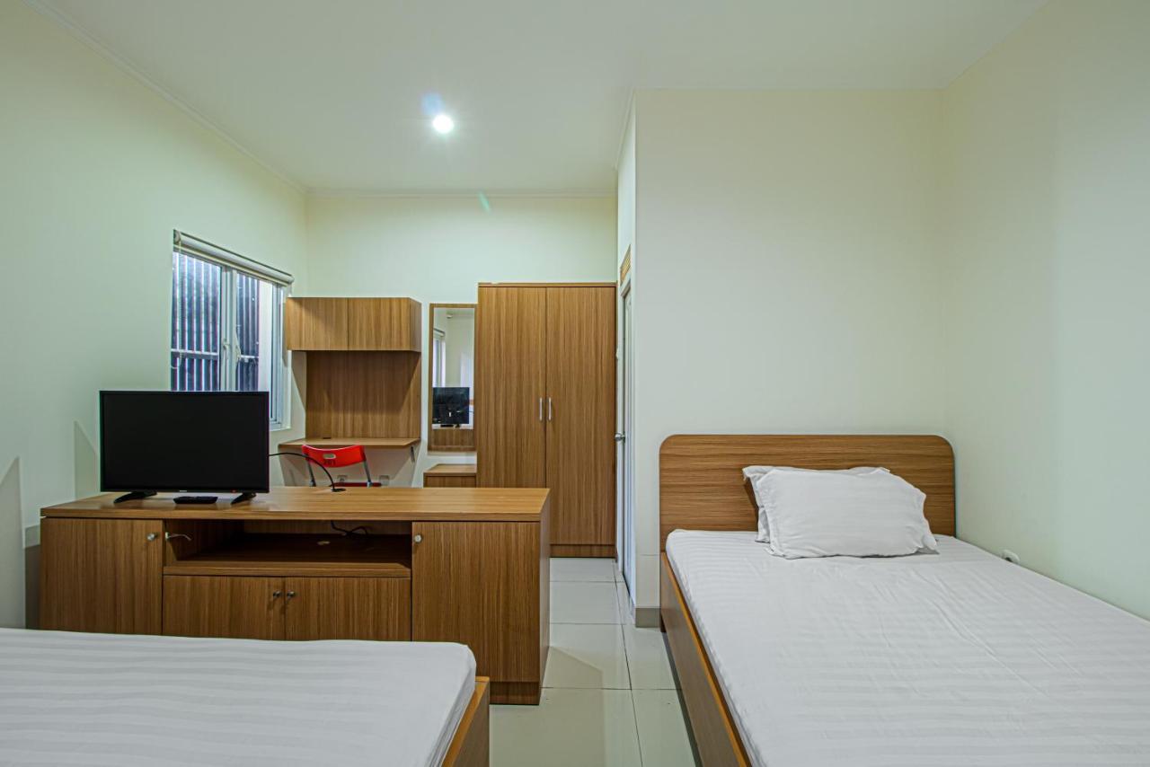 Mutiara Kostel Hotel Bintaro Bagian luar foto