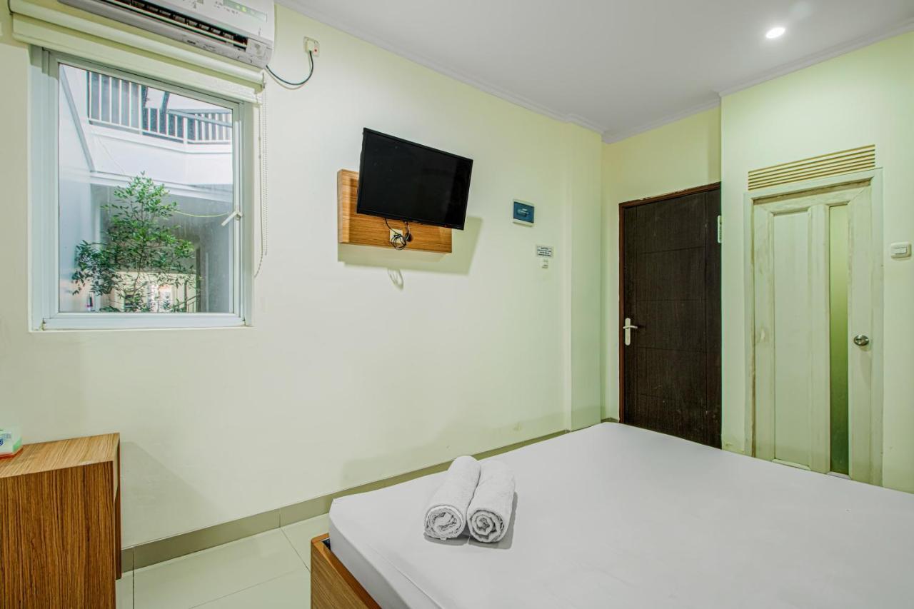 Mutiara Kostel Hotel Bintaro Bagian luar foto